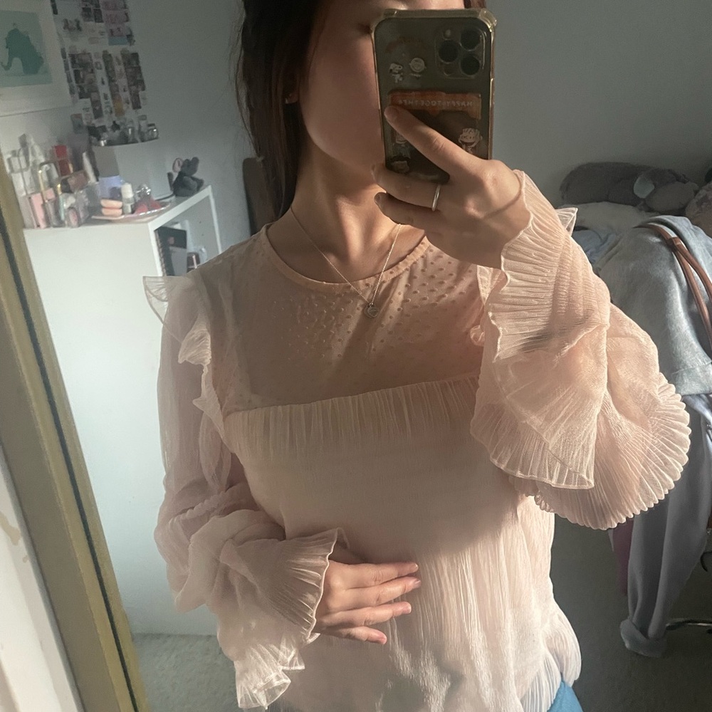 Maje Elegant Light Pink Ruffle Blouse